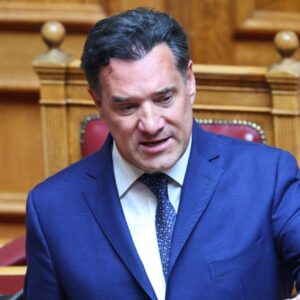 Α.Γεωργιάδης για φωτογραφία που κυκλοφόρησε με «προσωπική στιγμή» με μία γυναίκα: «Είναι προϊόν ΑΙ»