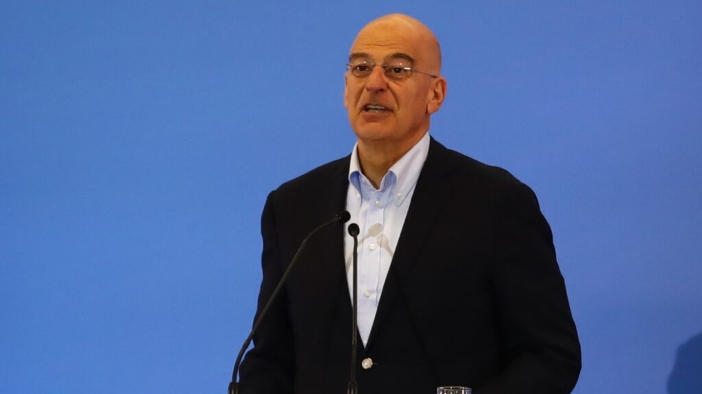 Η Κ.Γκίλφοϊλ δημοσίευσε βίντεο με τον Ν.Δένδια να λέει πως «η ΠΑ είναι από τις ισχυρότερες στον πλανήτη»