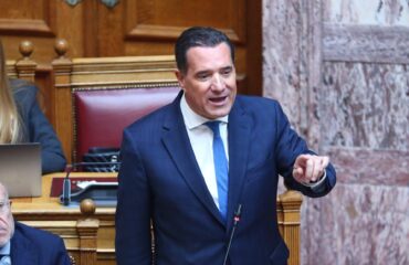 Η νέα ανάρτηση του Α.Γεωργιάδη για τη φωτογραφία του με γυναίκα: «Πήραν εξώφυλλο περιοδικού και το αλλοίωσαν»