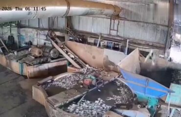 Φρικτός θάνατος για 34χρονο σε εργοστάσιο στο Βιετνάμ: Τον «ρούφηξε» βιομηχανικός τεμαχιστής (σκληρές εικόνες)