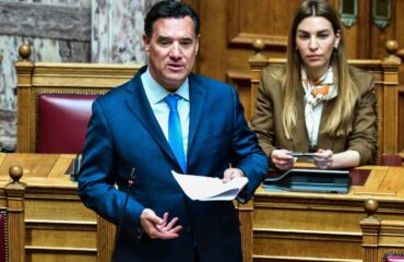Άδωνις Γεωργιάδης για την επίμαχη φωτογραφία: «Είναι ενός Τσέχου – Θα βρω τον πρώτο που την ανάρτησε» (βίντεο)