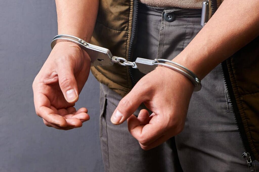 Θεσσαλονίκη: Συνελήφθη 44χρονος που χτύπησε τον πατέρα του και τον απείλησε με καραμπίνα