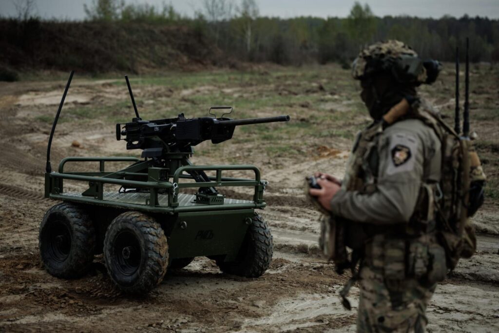 Προβληματικά τα ουκρανικά ρομπότ: UGV εξερράγη τη στιγμή που μετέφερε νάρκη – Δείτε βίντεο