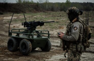 Προβληματικά τα ουκρανικά ρομπότ: UGV εξερράγη τη στιγμή που μετέφερε νάρκη – Δείτε βίντεο