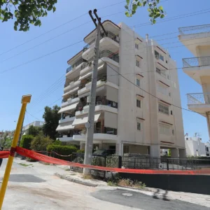 Ο καθηγητής των κοριτσιών από την Ηλιούπολη απάντησε για το αν είχαν δείξει σημάδια πριν την πτώση τους (βίντεο)