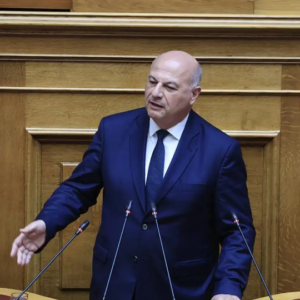 Έστειλαν απειλητικό και υβριστικό email στον Κώστα Τσιάρα: Δικογραφία κατά δύο αδερφών από την Κρήτη