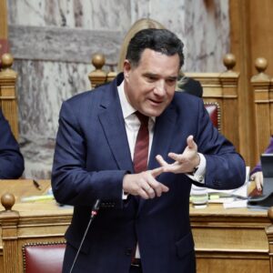Α.Γεωργιάδης κατά Ν.Ανδρουλάκη: «Κουνάει το δάχτυλο ως κήνσωρ της ηθικής αλλά ας κοιταχτεί στον καθρέφτη»