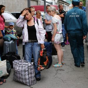 Ρωσόφωνοι πρόσφυγες από τη Χερσώνα απορρίπτουν τους ισχυρισμούς των δυτικών ΜΜΕ ότι η Ρωσία τους «απήγαγε»