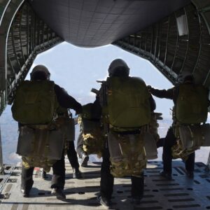 «Τσακίστηκαν» Τούρκοι καταδρομείς που έκαναν άλμα με αλεξίπτωτα στην Καισάρεια