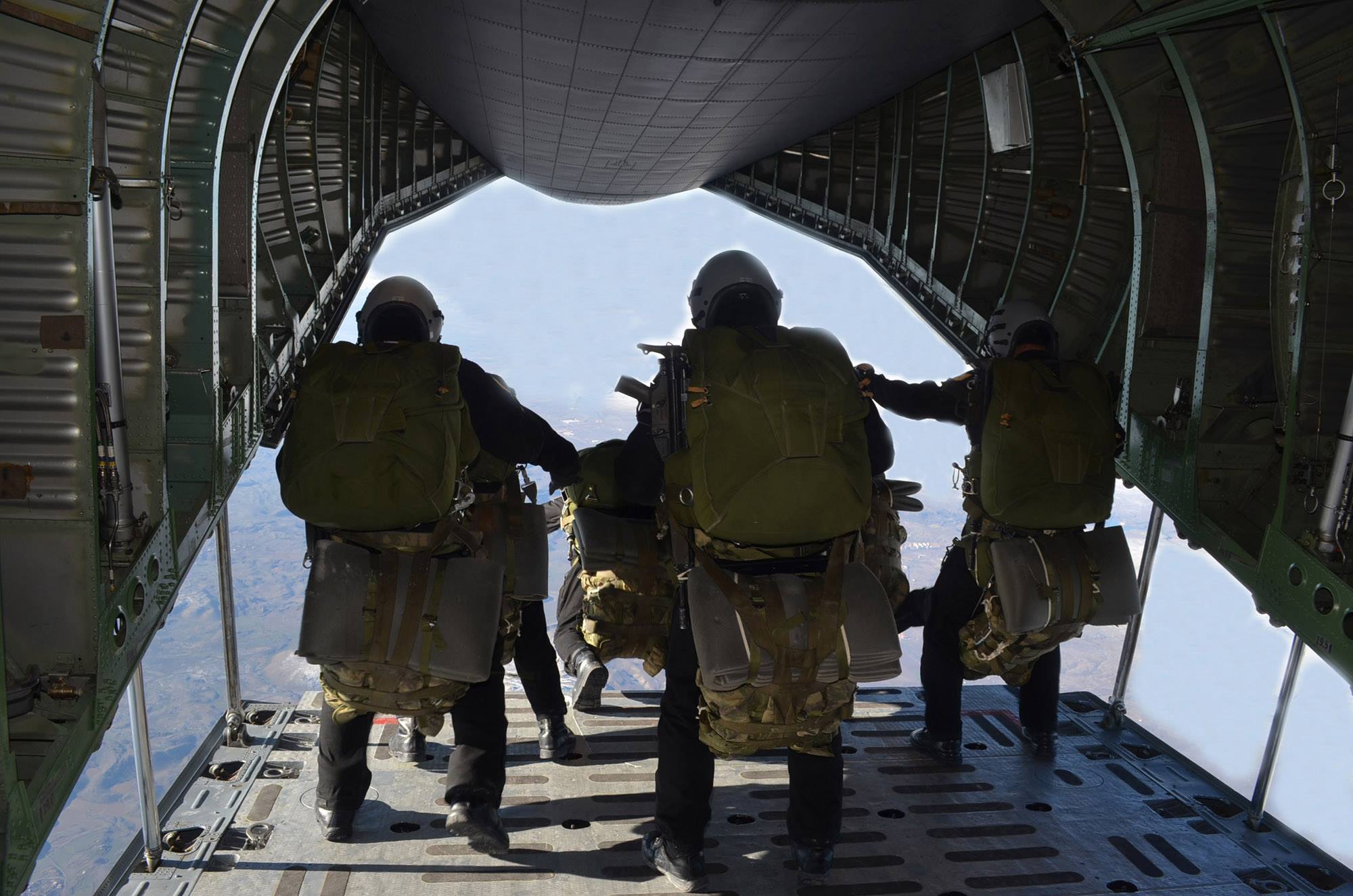 «Τσακίστηκαν» Τούρκοι καταδρομείς που έκαναν άλμα με αλεξίπτωτα στην Καισάρεια