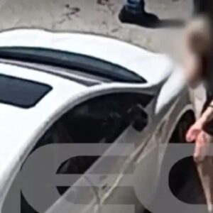 Νέο βίντεο: Η στιγμή που ο 58χρονος πυροβολεί την γυναίκα στο κλαμπ στην Καλλιθέα – Μετά διασκεδάζει ανενόχλητος!