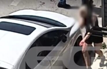 Νέο βίντεο: Η στιγμή που ο 58χρονος πυροβολεί την γυναίκα στο κλαμπ στην Καλλιθέα – Μετά διασκεδάζει ανενόχλητος!