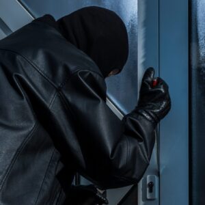 Συνελήφθη ζευγάρι Βούλγαρων στη Ρόδο για σωρεία κλοπών και διαρρήξεων