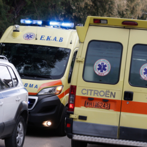 Τροχαίο ατύχημα στην Πατησίων: 3 ΙΧ συγκρούστηκαν με 2 μηχανές – 2 τραυματίες
