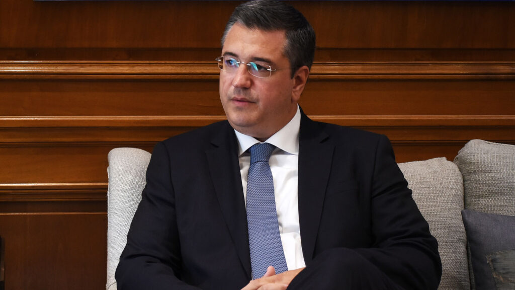 Α.Τζιτζικώστας στο συνέδριο της ΝΔ: «Η Ελλάδα από το 2019 έκανε άλματα – Δεν στάθηκε απλώς όρθια»
