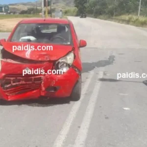 Σοβαρό τροχαίο στη Λάρισα: Στο νοσοκομείο δύο παιδιά και μια γυναίκα μετά από σύγκρουση αυτοκινήτων