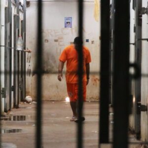 Πρωτοποριακό σύστημα στην Βραζιλία: Βάζει τους φυλακισμένους να διαβάζουν βιβλία για να μειωθούν οι ποινές τους!