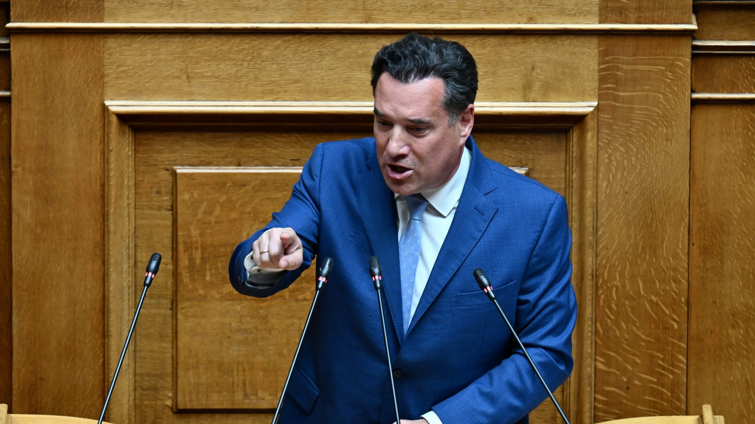 Α.Γεωργιάδης κατά Ν.Ανδρουλάκη: «Είναι αστείο ότι παίρνει 1.000 ευρώ για το ακίνητο στο Ηράκλειο»