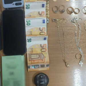 Αλλοδαπές κατάφεραν και εξαπάτησαν 80χρονη γυναίκα στην Καστοριά: Της πήραν χρυσαφικά και λίρες (βίντεο)