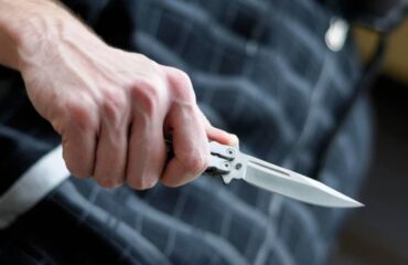 Αγρίνιο: 30χρονος επιτέθηκε με μαχαίρι σε 31χρονο και τον τραυμάτισε
