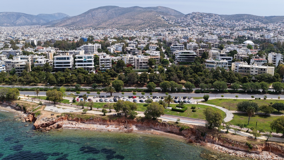 Καμία επίσημη απάντηση για τη μυρωδιά αερίου στην Αττική: «Άγνωστο» από πού προήλθε!