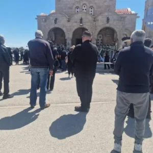 Θρήνος στη Ρόδο: Κηδεύτηκαν η 56χρονη Μαρία Χατζηεμμανουήλ και η 26χρονη κόρη της Αρμονία Κουκίου