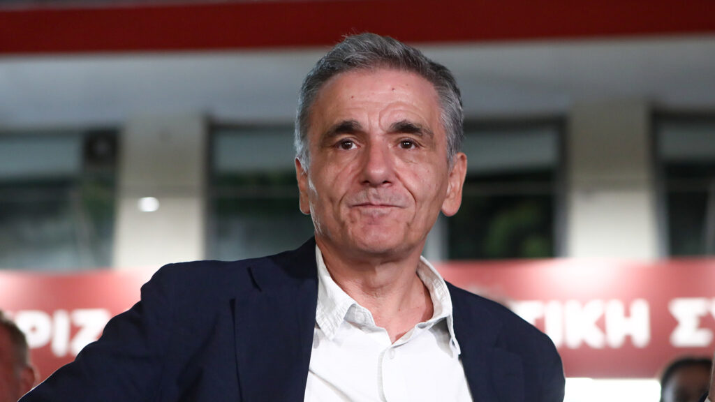 «Φαρμάκι» ο Ε.Τσακαλώτος για το εάν είναι αριστερός ο Α.Τσίπρας: «Εξαρτάται ποια μέρα θα τον ρωτήσεις»