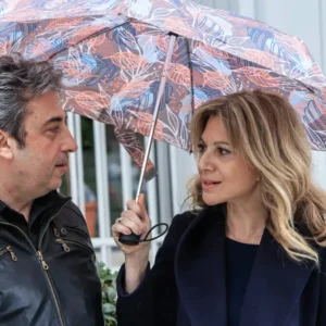 Επίθεση του Π.Ασλανίδη στην Μ.Καρυστιανού για το κόμμα: «Στο Μαξίμου άνοιξαν σαμπάνιες»