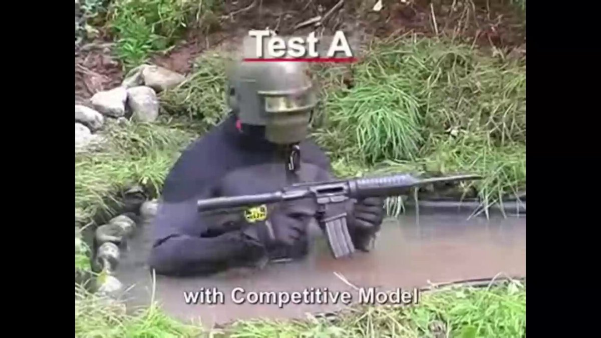 Βίντεο: Τυφέκιο εφόδου Colt M4 «σκάει» στο πρόσωπο δοκιμαστή μετά από βύθιση σε νερό!