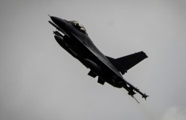 Τη βάση των F-16 στην Ουκρανία χτύπησαν οι ρωσικοί πύραυλοι (βίντεο)