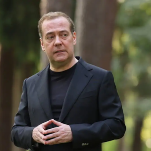 Ν.Μεντβέντεφ: «Η Ρωσία πρέπει να χτυπήσει ακόμα πιο σκληρά το Κίεβο»!