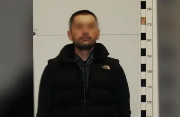 Η ΕΛΑΣ αναζητά τον συνεργό του «Τίτι» – Είχαν βγάλει καλάσνικοφ για να «γαζώσουν» τον αδερφό του Σταύρου Μπαλάσκα