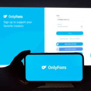 «Χάκαραν» το OnlyFans και εκβιάζουν 340 εκατ. χρήστες