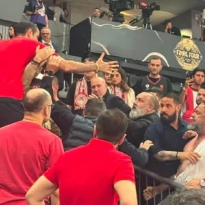Τα «γαλλικά» ανάμεσα σε Β.Μαρινάκη και Γ.Δημητριάδη: «Εγώ θα σε γ@@@σω – Θα μου κλ@@εις τα αρ@@@ια» (βίντεο)