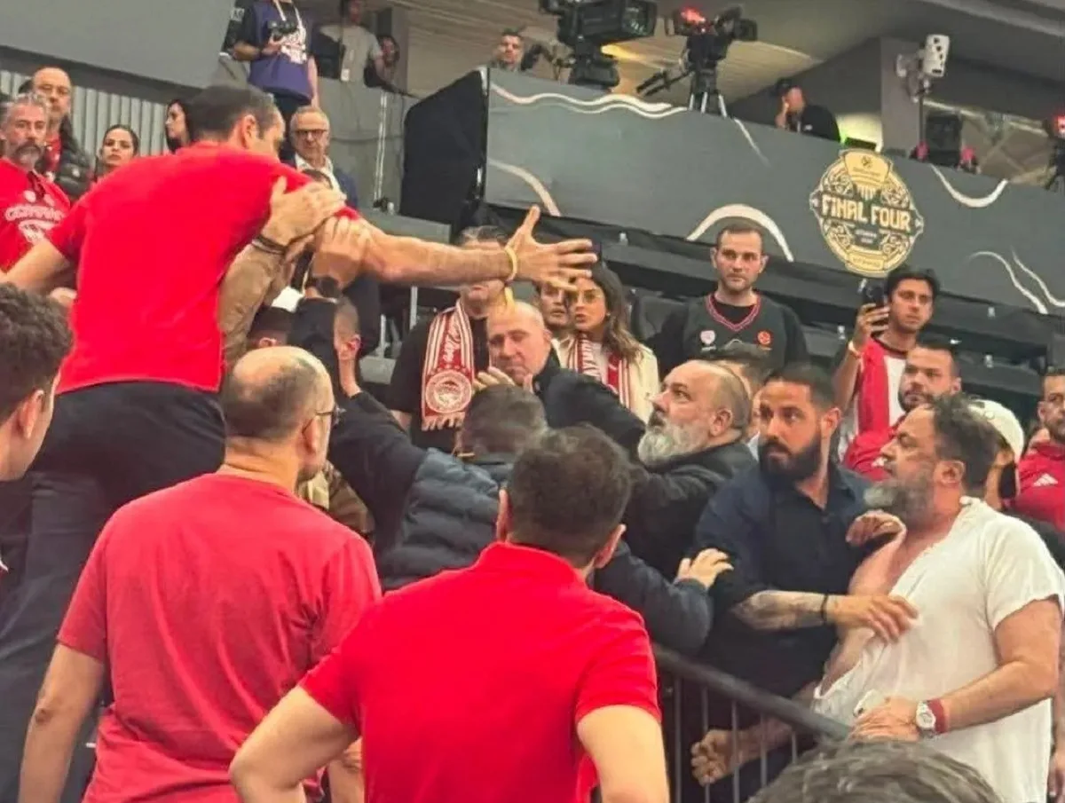 Τα «γαλλικά» ανάμεσα σε Β.Μαρινάκη και Γ.Δημητριάδη: «Εγώ θα σε γ@@@σω – Θα μου κλ@@εις τα αρ@@@ια» (βίντεο)