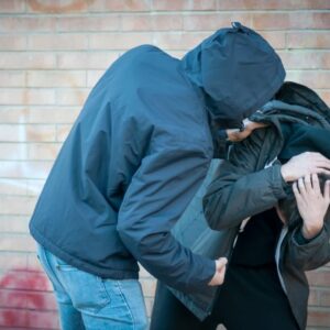 Άγριος ξυλοδαρμός 12χρονου Ινδού στην Πάτρα: Μετά το ξύλο του έσβησαν το τσιγάρο στο σώμα του
