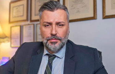 Ο Γιάννης Καλλιάνος διαψεύδει τα σενάρια περί μετακίνησης στο κόμμα Σαμαρά