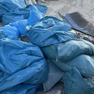 Χειροπέδες επ’αυτοφώρω σε δύο αλλοδαπούς που άδειασαν με θράσος δεκάδες σκουπίδια σε οικόπεδο στον Βοτανικό