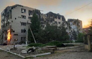 Ινδός πρώην αξιωματικός πληροφοριών για ουκρανική επίθεση σε κολλέγιο στο Λουγκάνσκ: «Ήξεραν ακριβώς τι κτυπούσαν»