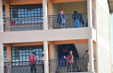 Κένυα: Τουλάχιστον 16 μαθήτριες νεκρές από πυρκαγιά σε οικοτροφείο θηλέων (βίντεο)