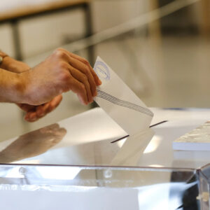 RealPolls κατά ΠΑΣΟΚ για δημοσκοπήσεις: «Έχουμε επαληθευθεί» – Προειδοποίηση για νομικές ενέργειες