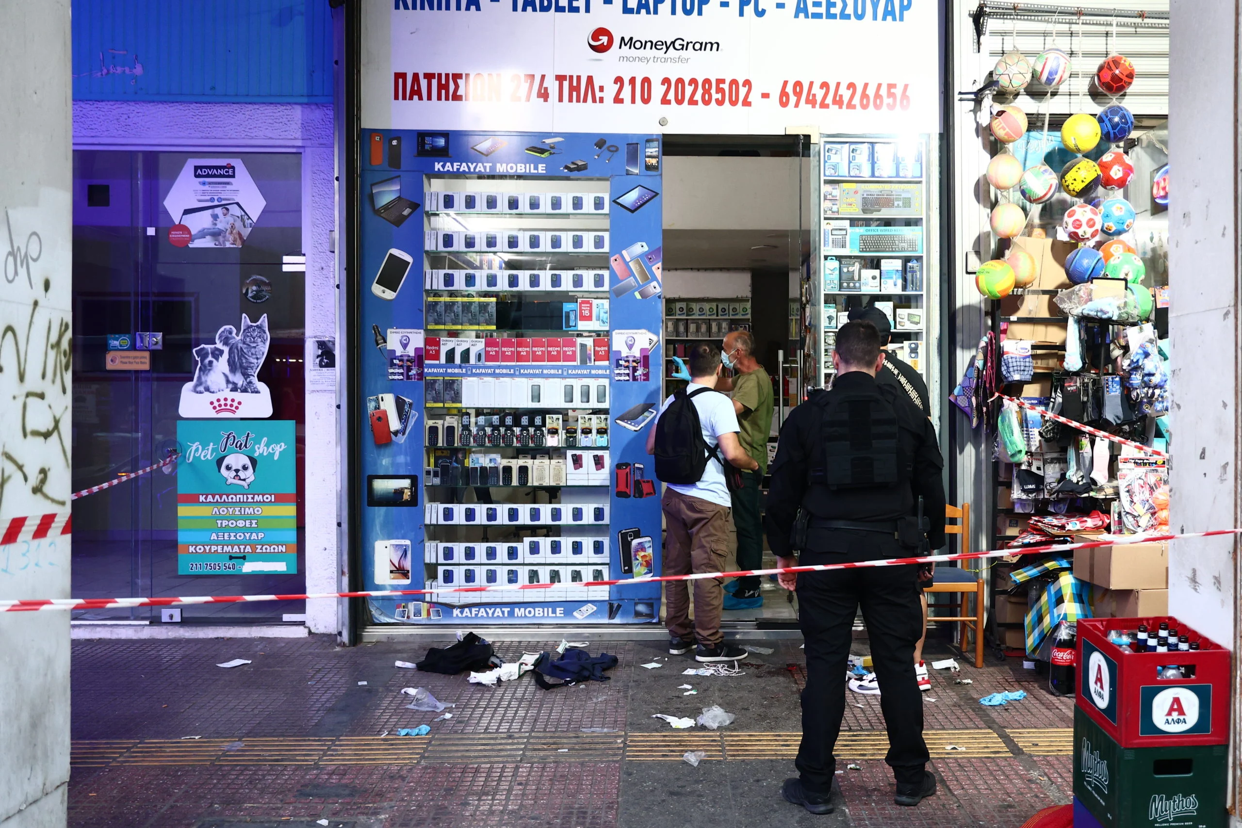 Πατήσια: Δίωξη για σειρά κακουργημάτων και πλημμελημάτων σε βάρος των τριών συλληφθέντων για την ένοπλη επίθεση