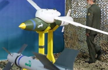 Αρμενικά Su-30SM ρωσικής κατασκευής εμφανίστηκαν με ιρανικές βόμβες ακριβείας Yasin στην παρέλαση του Ερεβάν