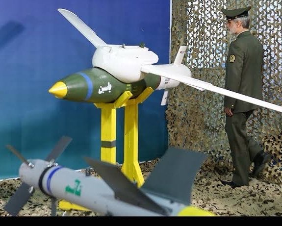 Αρμενικά Su-30SM ρωσικής κατασκευής εμφανίστηκαν με ιρανικές βόμβες ακριβείας Yasin στην παρέλαση του Ερεβάν