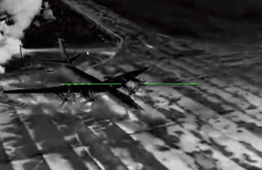 Βίντεο: Ουκρανικά drones κατέστρεψαν δύο ρωσικά Tu-142 και ένα πυραυλικό σύστημα Iskander