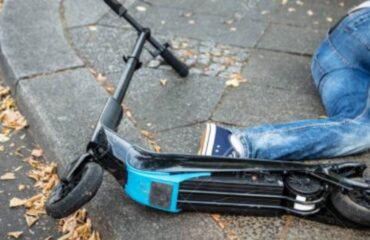 Χαροπαλεύει ο 12χρονος στην Παιανία που είχε ατύχημα με ηλεκτρικό πατίνι