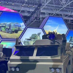 Βίντεο: Η Κίνα αποκαλύπτει νέο «δολοφόνο των drones»!