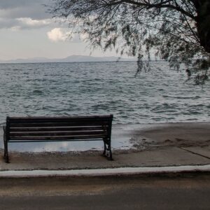 Τραγωδία στα Καμένα Βούρλα: 49χρονος βρέθηκε νεκρός σε παγκάκι