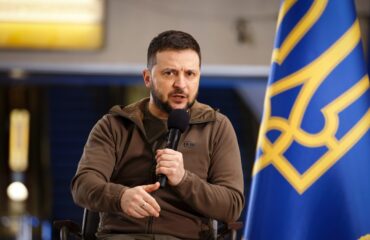 Β.Ζελένσκι: «Δεν έχουν απομείνει ασφαλείς δρόμοι για τον κατακτητή στα νότια και τα ανατολικά της χώρας μας»