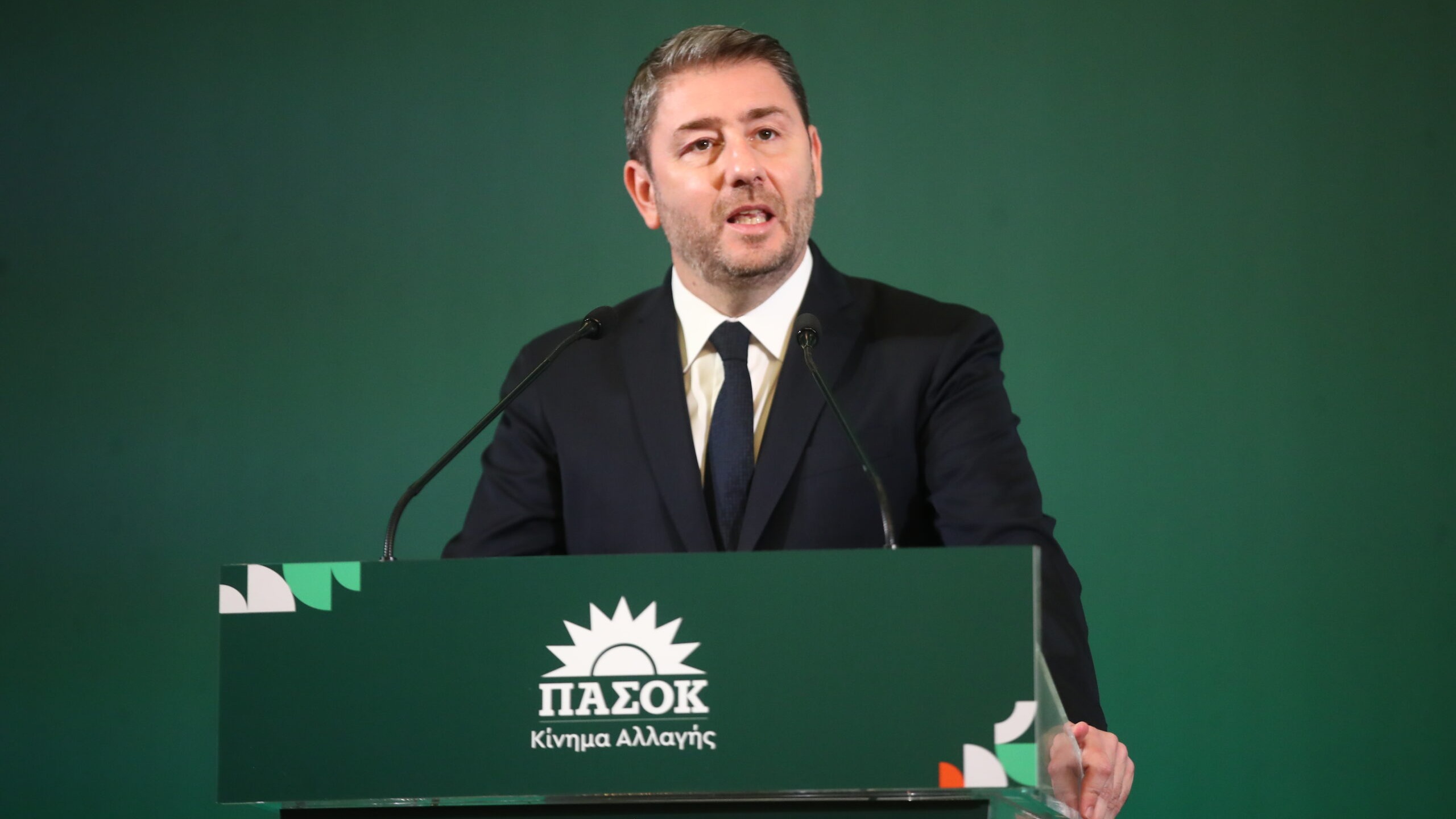 Συνεδριάζει αύριο το Πολιτικό Συμβούλιο του ΠΑΣΟΚ: Μετά τα νέα κόμματα και τις δημοσκοπήσεις